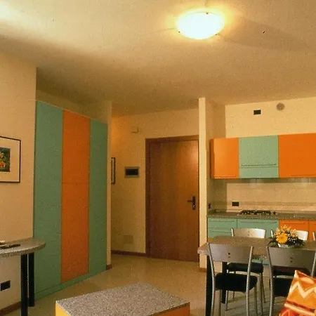 Vacanze - Villaggio Tize 公寓式酒店