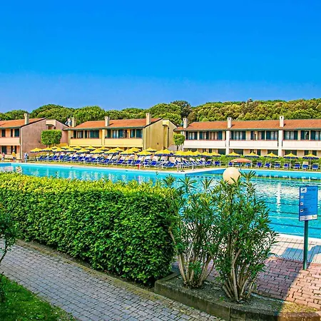 Vacanze - Villaggio Tize 公寓式酒店 *